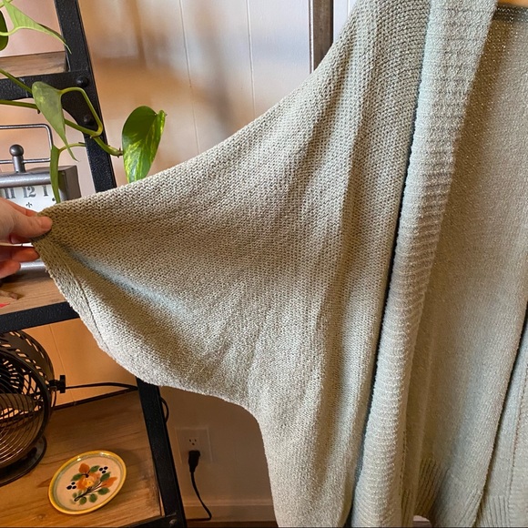 O’Neill • Sage Green Slouchy Sweater - Picture 6 of 6